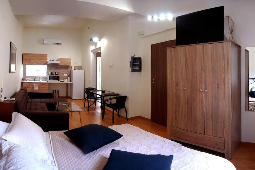 Athens-Gazi Apartments Atenas Exterior foto